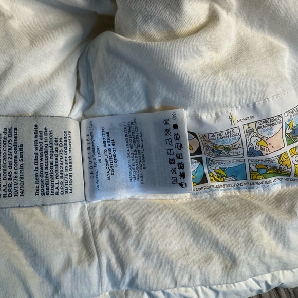 MONCLER Enfant Puffer Jacket LOVE Hoodie White Down Feather Zip 9-12 M ITALY - Picture 9 of 15